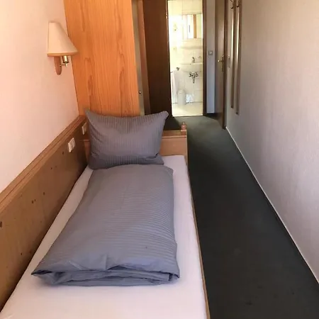 호텔 Brauereigasthof Schluessel 깅엔안데어브렌츠