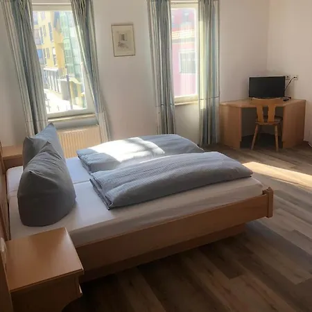 Brauereigasthof Schluessel 호텔 깅엔안데어브렌츠