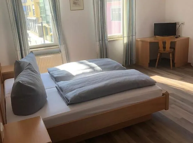 Brauereigasthof Schluessel 酒店 吉恩格南蒂布恩兹